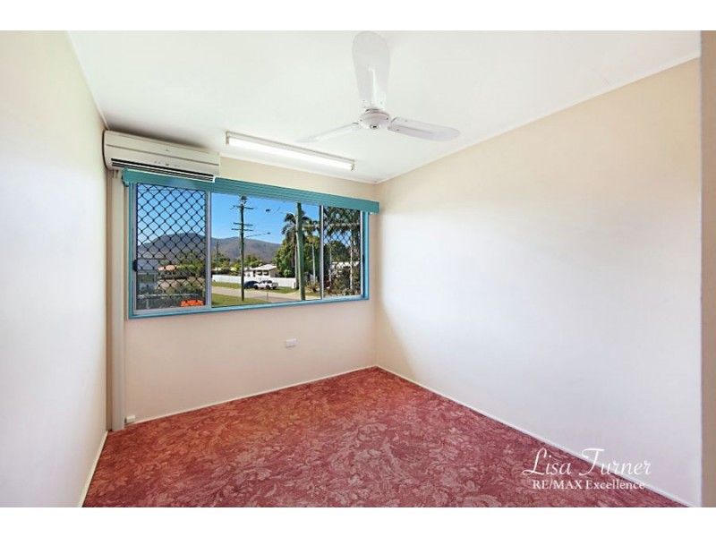 2 Blanes Street, Cranbrook QLD 4814