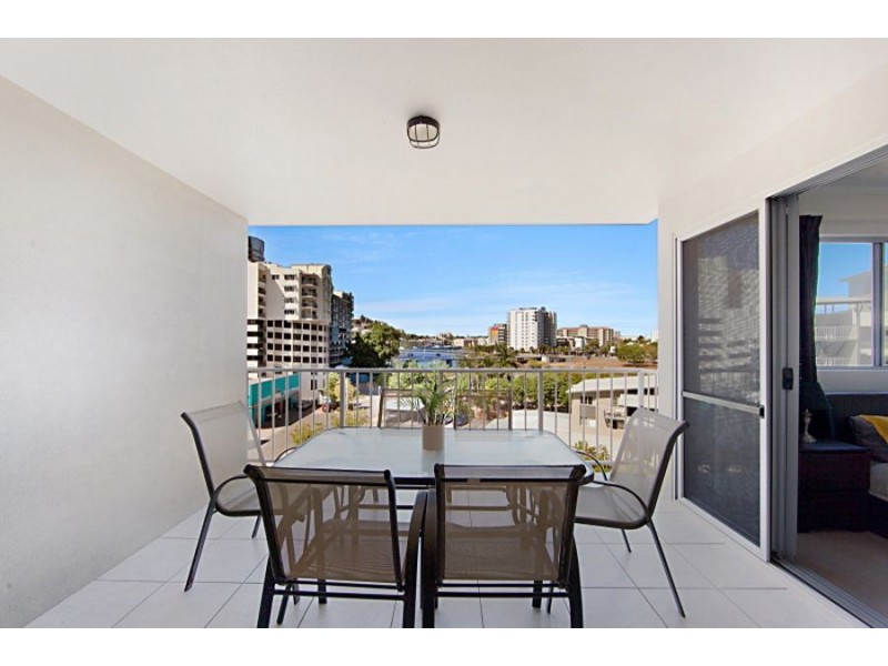 28/51-69 Stanley Street, Townsville City QLD 4810