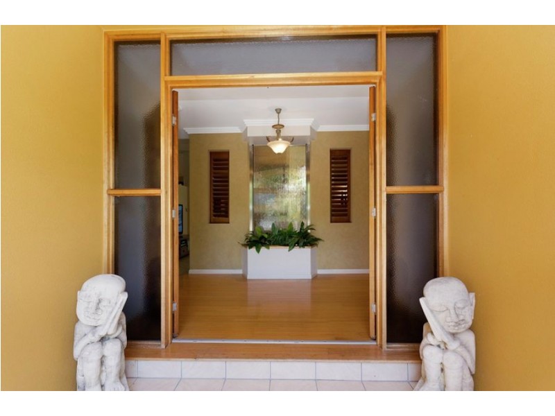 19 Blackbean Court, Mount Louisa QLD 4814