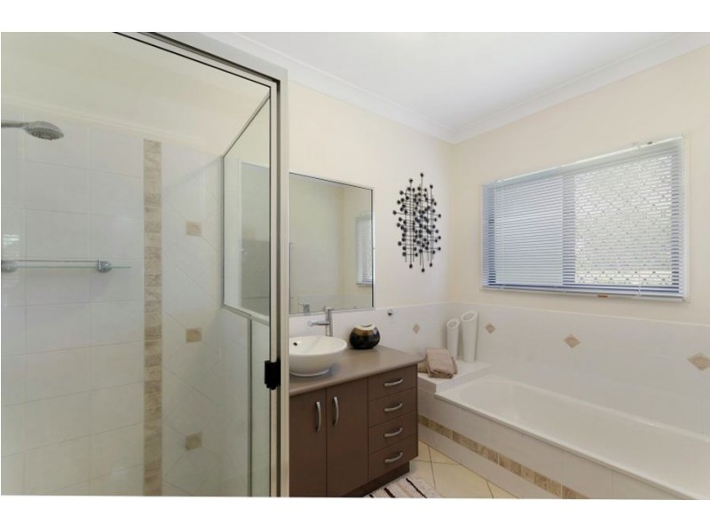 19 Blackbean Court, Mount Louisa QLD 4814