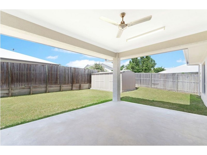 19 Yanooa Court, Bushland Beach QLD 4818