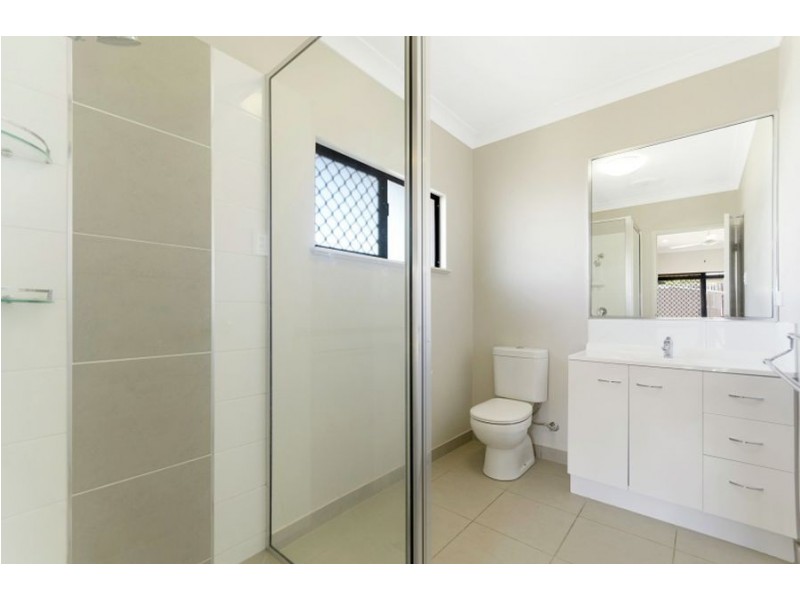 19 Yanooa Court, Bushland Beach QLD 4818