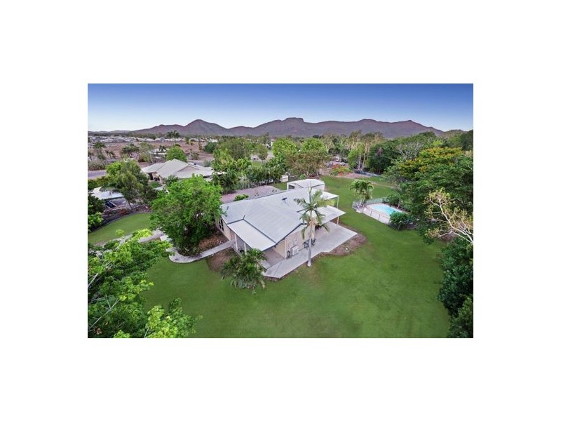 30 Shetland Place, Kelso QLD 4815