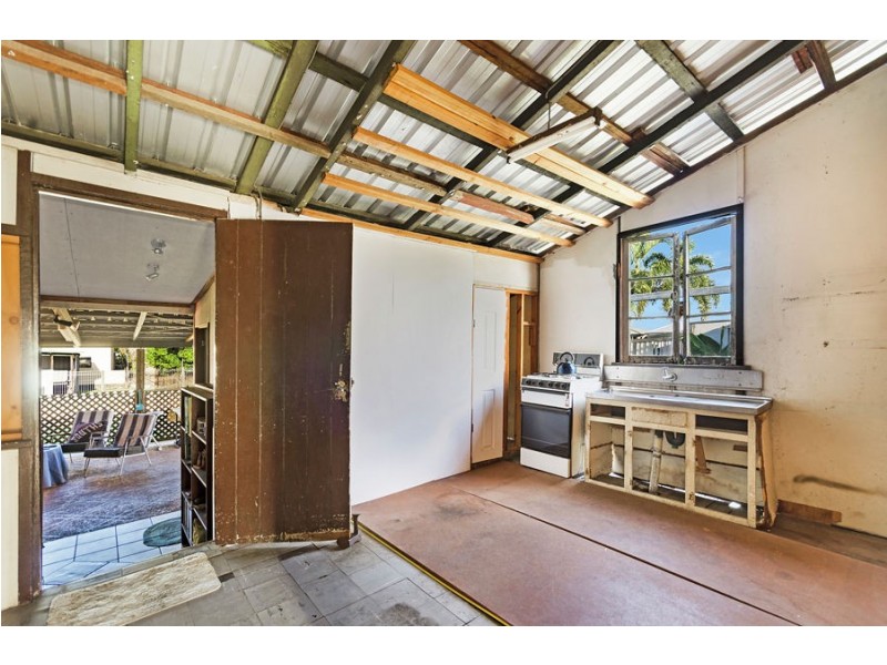 6 China Street, Mundingburra QLD 4812