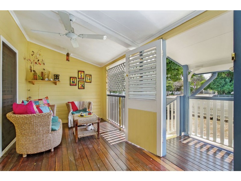 63 Twelfth Avenue, Railway Estate QLD 4810