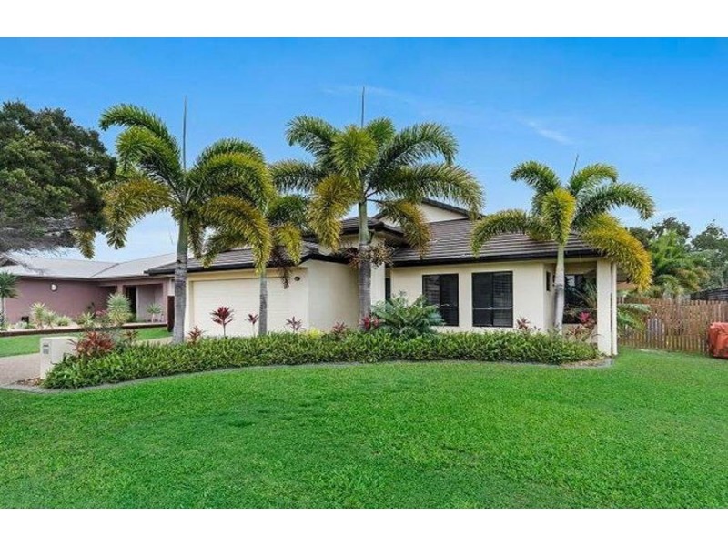 25 Woodwark Drive, Bushland Beach QLD 4818