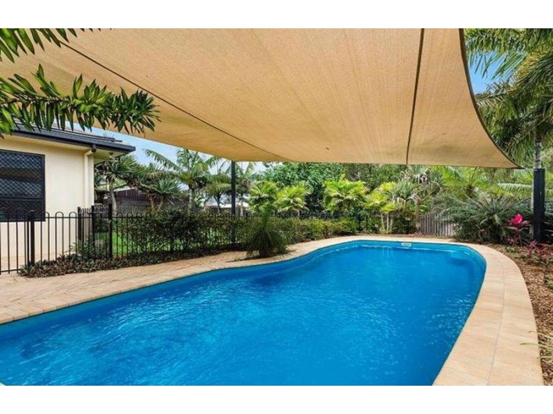 25 Woodwark Drive, Bushland Beach QLD 4818