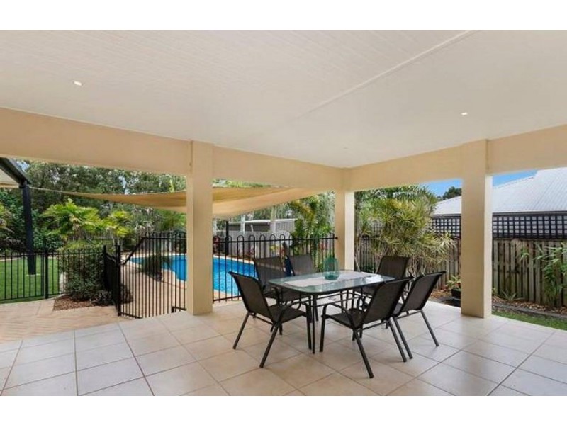 25 Woodwark Drive, Bushland Beach QLD 4818