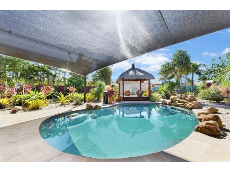 5 Ugarte Street, Bushland Beach QLD 4818