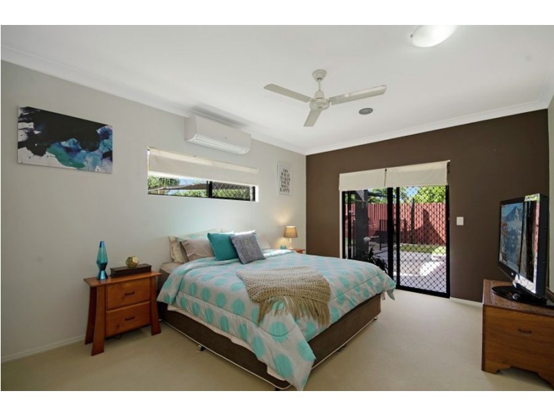 5 Ugarte Street, Bushland Beach QLD 4818