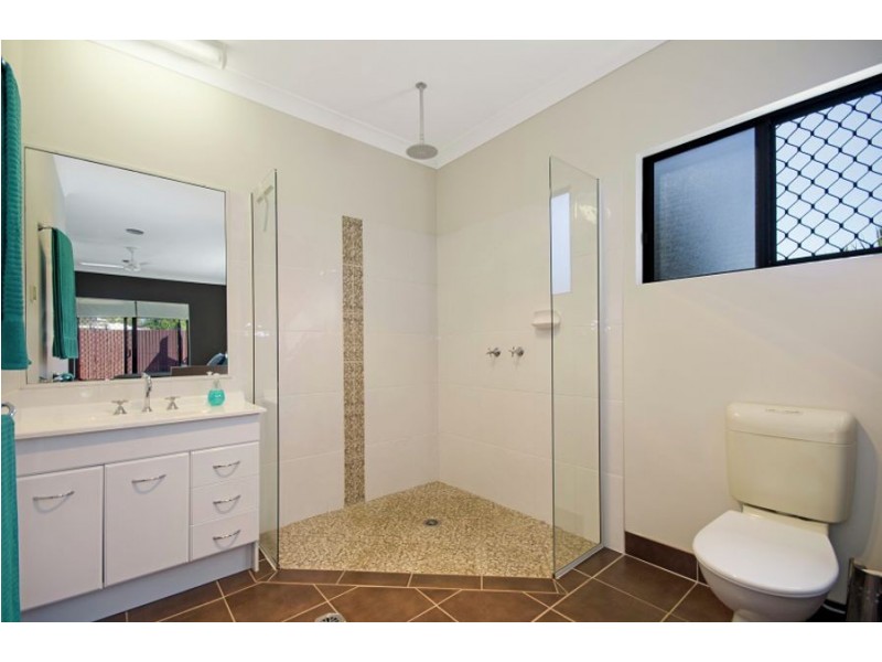 5 Ugarte Street, Bushland Beach QLD 4818