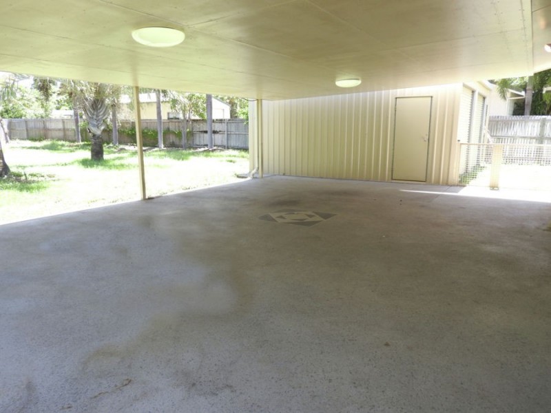 9 Mostyn Crescent, Bushland Beach QLD 4818