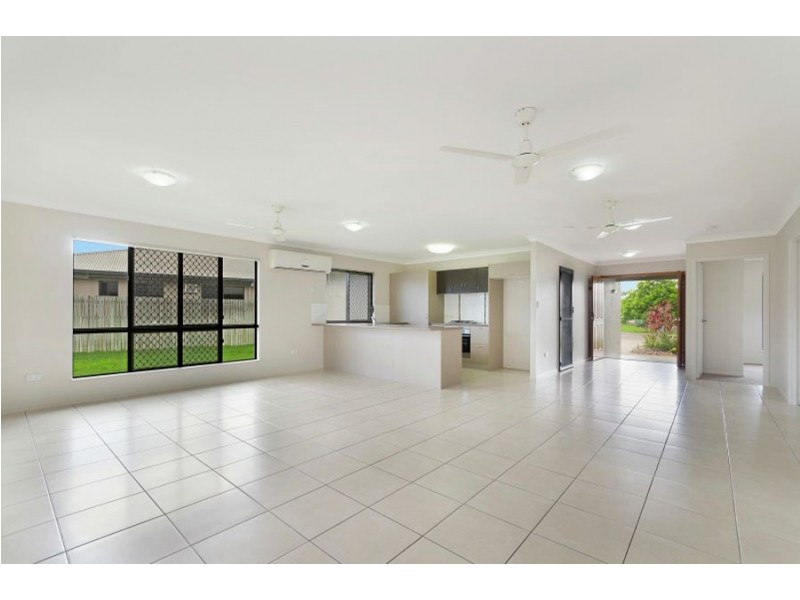 3 Kirrama Court, Bushland Beach QLD 4818