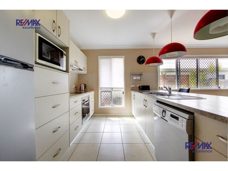 14 Sykes Close, Burdell QLD 4818