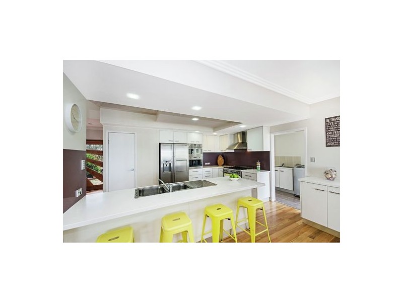 75 Cay Street, Saunders Beach QLD 4818