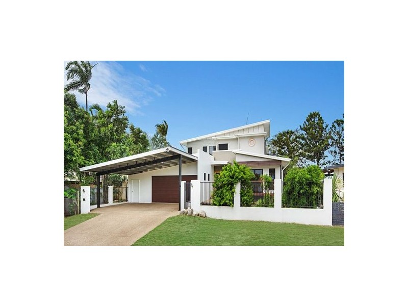 75 Cay Street, Saunders Beach QLD 4818