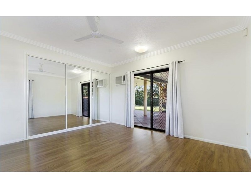 18 Pacific Avenue, Bushland Beach QLD 4818