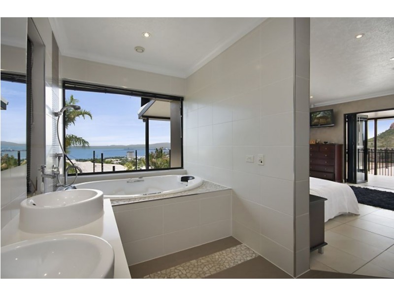 21-23 Balmoral Drive, Castle Hill QLD 4810