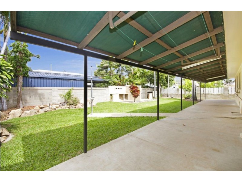 17 Shelton Street, Kirwan QLD 4817