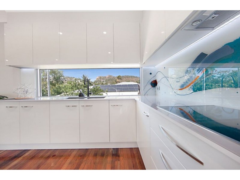 13 Stanton Street, Belgian Gardens QLD 4810