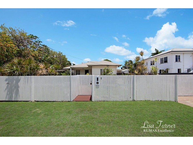 5 Fry Street, Belgian Gardens QLD 4810