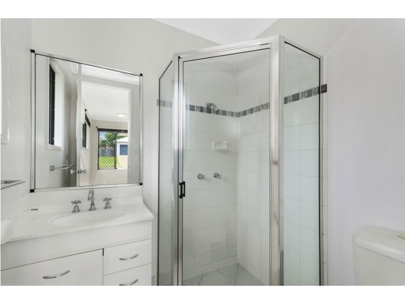 47 Greentree Circuit, Bushland Beach QLD 4818