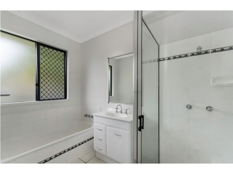 47 Greentree Circuit, Bushland Beach QLD 4818