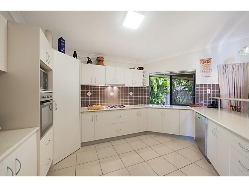70 Shutehaven Circuit, Bushland Beach QLD 4818