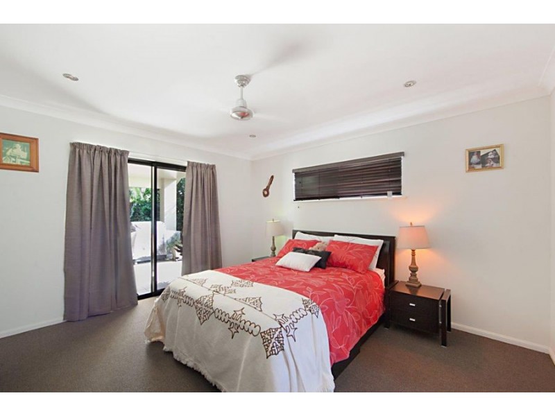70 Shutehaven Circuit, Bushland Beach QLD 4818