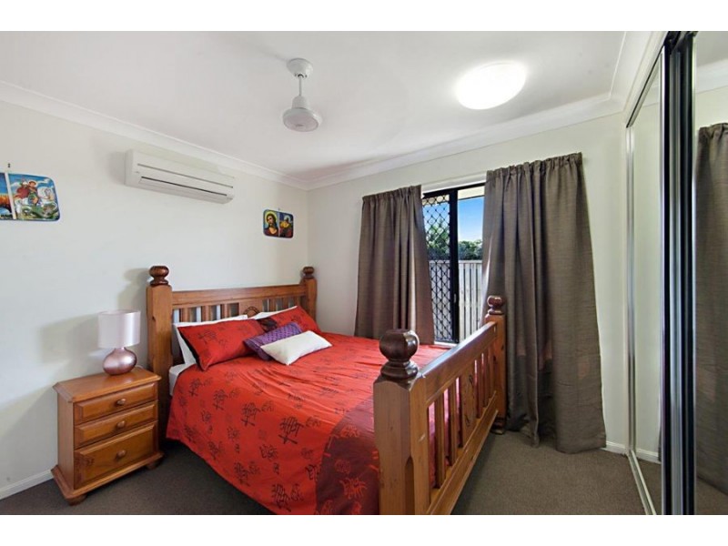 70 Shutehaven Circuit, Bushland Beach QLD 4818