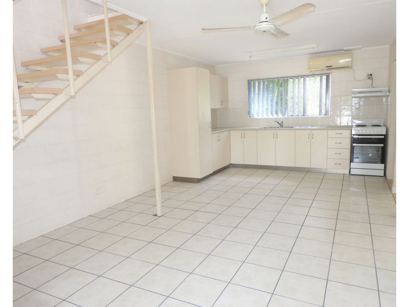 1/31 Roberts Street, Hermit Park QLD 4812