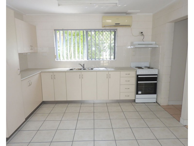 1/31 Roberts Street, Hermit Park QLD 4812