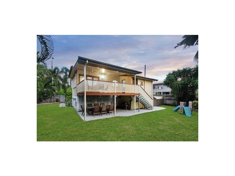 14 Gulliver Street, Mundingburra QLD 4812