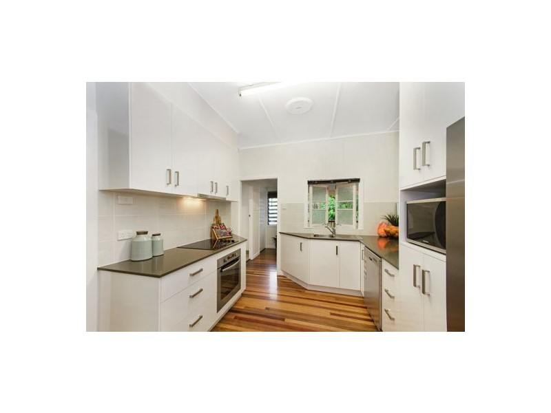 14 Gulliver Street, Mundingburra QLD 4812