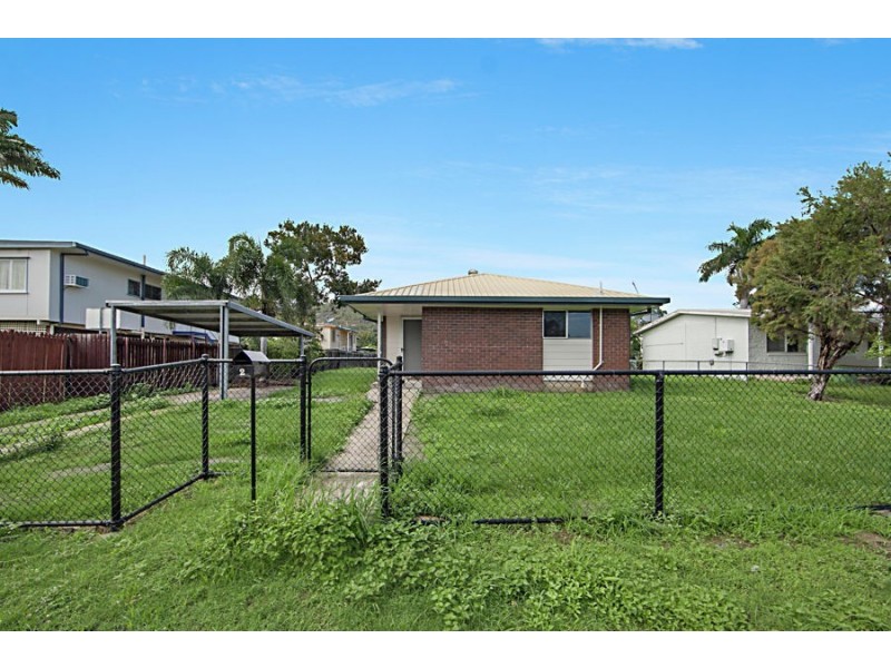 2 Willseal Court, Mount Louisa QLD 4814
