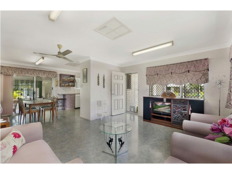 7 Silky Oak Street, Kirwan QLD 4817