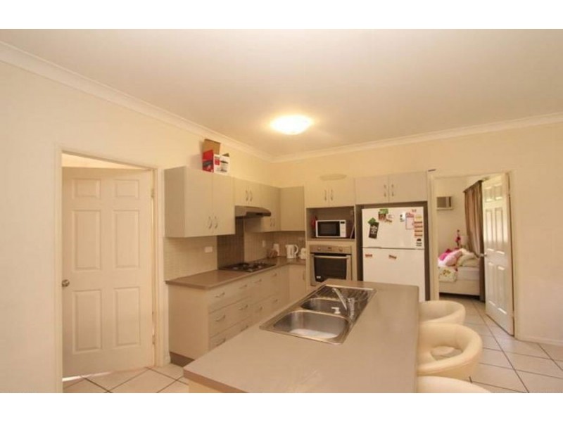 52 Warbler Crescent, Douglas QLD 4814