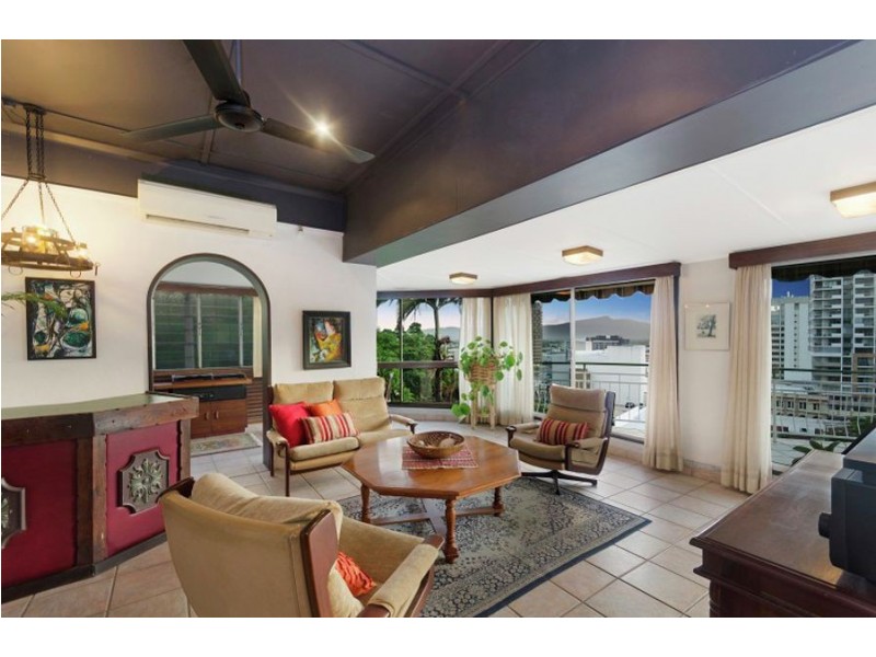 26 Willmett Street, Townsville City QLD 4810