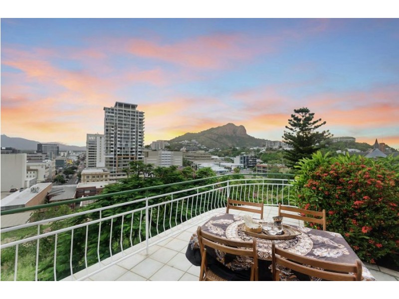 26 Willmett Street, Townsville City QLD 4810