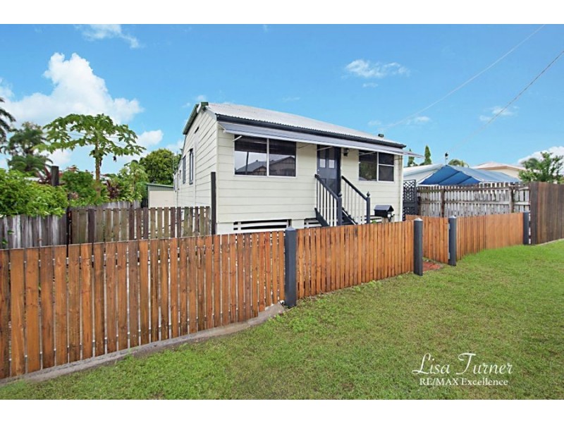 9 Richmond Street, Hermit Park QLD 4812