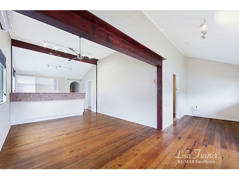 9 Richmond Street, Hermit Park QLD 4812