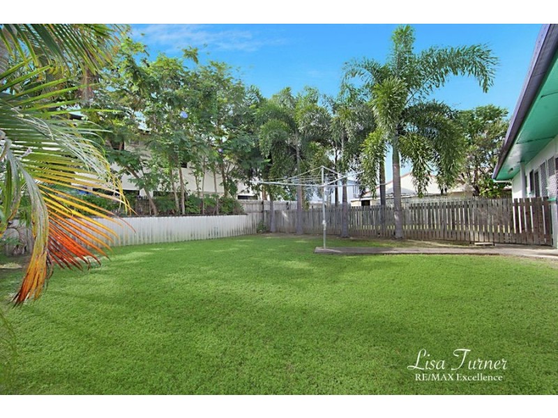 12 Adams Street, Heatley QLD 4814