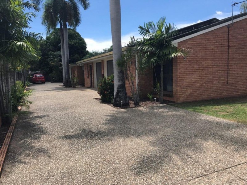 2/3 Roberts Street, Hermit Park QLD 4812