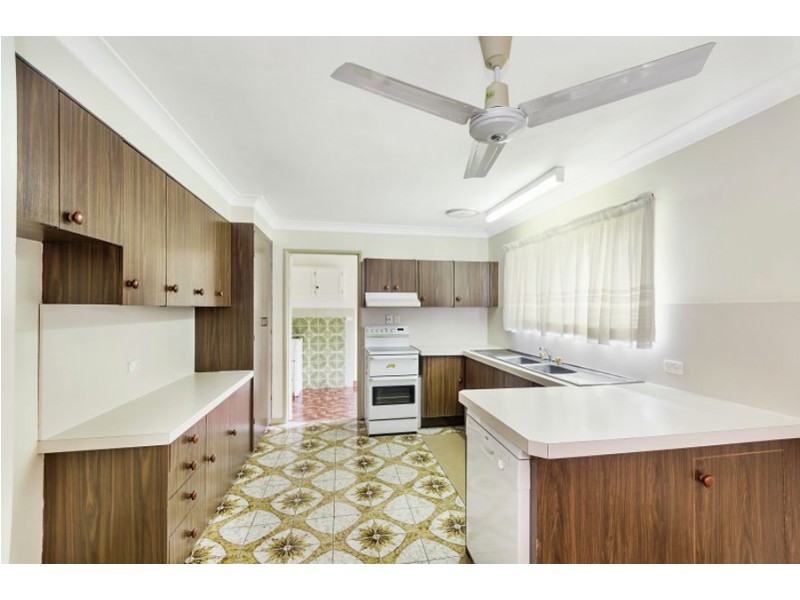 6 Winbirra Court, Kirwan QLD 4817