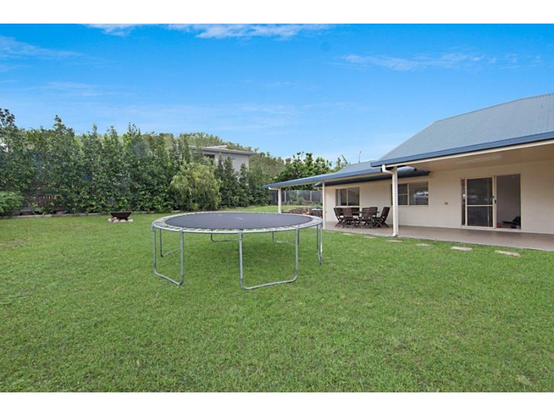 8 St Pauls Court, Mount Louisa QLD 4814
