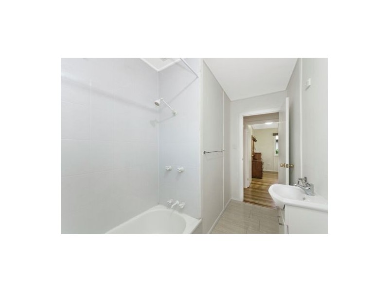 15 Arila Street, Cranbrook QLD 4814