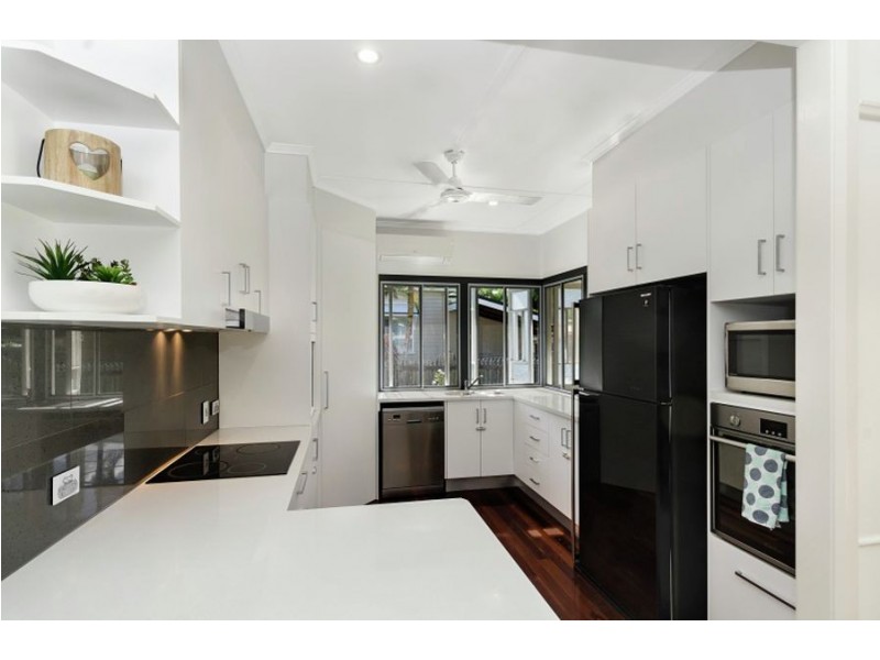 28 Barbeler Street, Currajong QLD 4812