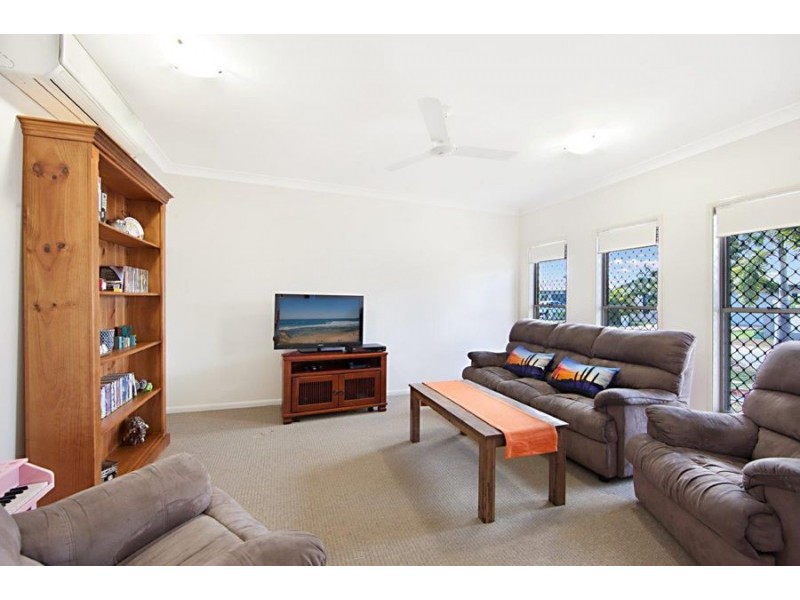 39 Batiki Circuit, Burdell QLD 4818