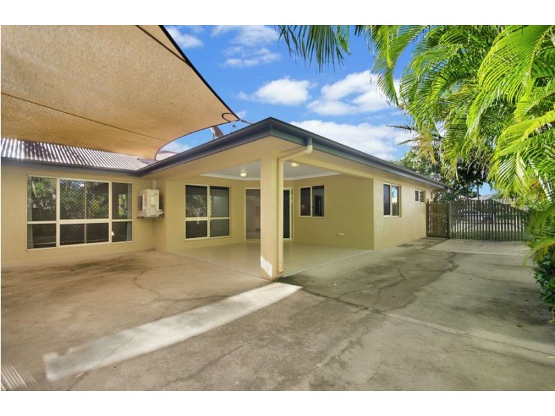 45 Pacific Avenue, Bushland Beach QLD 4818