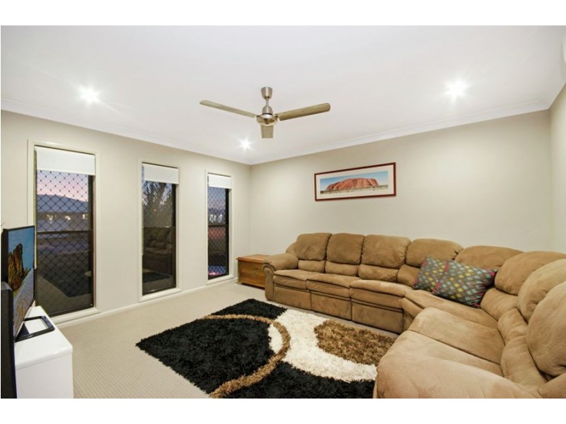 5 Barratonia Way, Mount Low QLD 4818